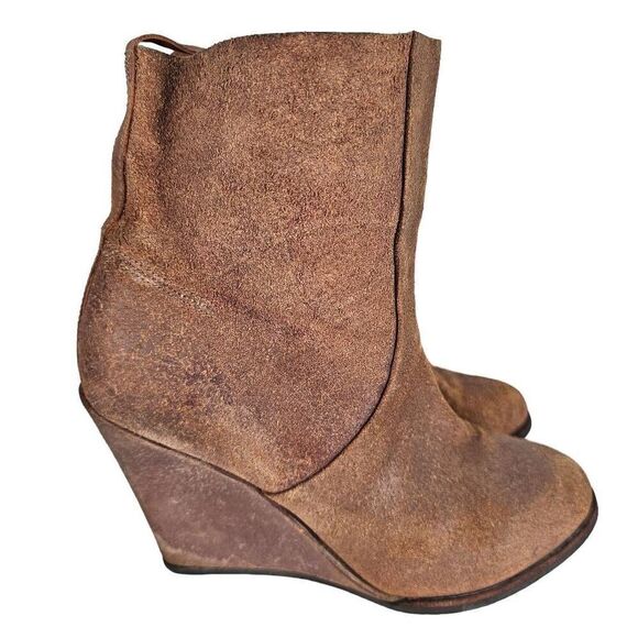 Humanoid Suede Hidden Wedge Booties Tan EU 40 - Picture 1 of 9